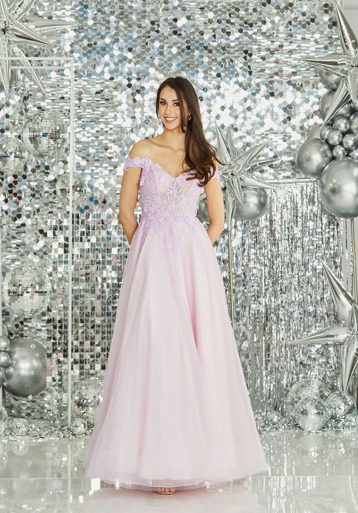 Tiffanys Prom Roxy - Image 4