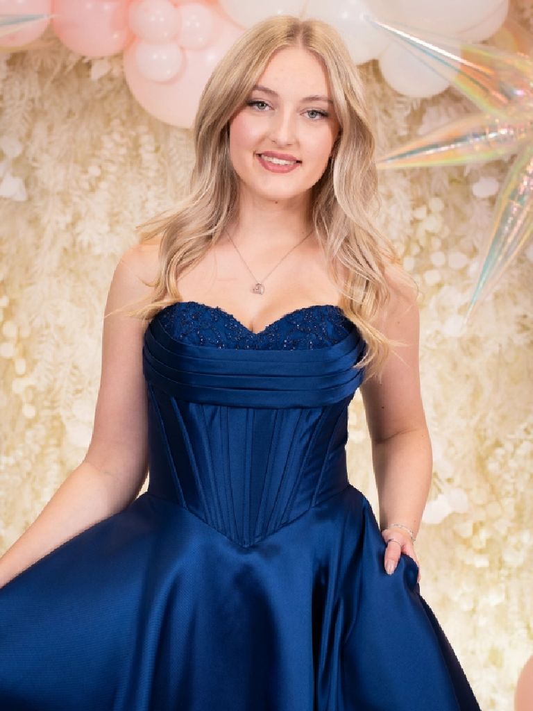 Alicia prom dress