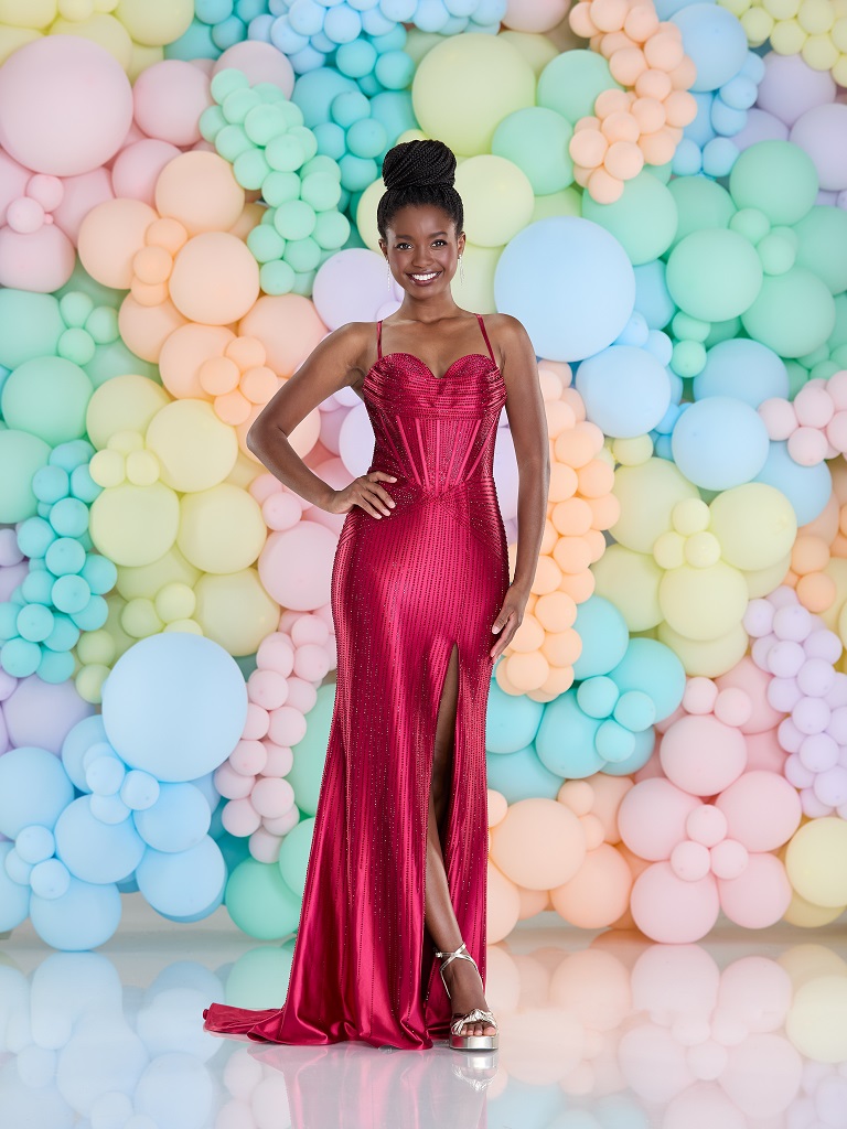 manon tiffanys prom