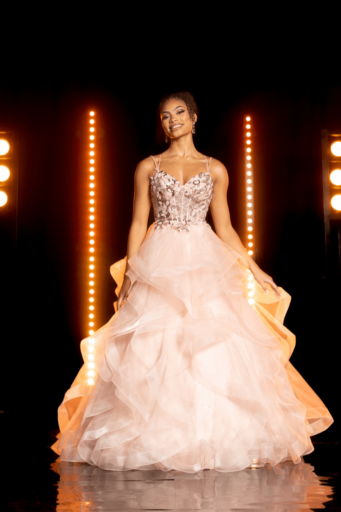 TNL727 prom dress to the nines